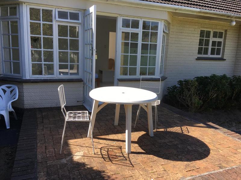 To Let 1 Bedroom Property for Rent in Constantia Western Cape